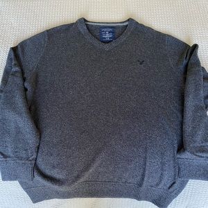American Eagle Men’s V-Neck Sweater, Charcoal Gray, Size: Large